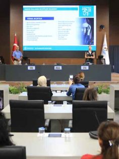 BELEDİYE ÇALIŞANLARINA “EN İYİ NARKOTİK ANNE-BABA” EĞİTİMİ