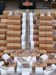 MİLYONLARCA KAÇAK SARMA SİGARA YAKALANDI