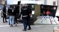 SAHTE KİMLİKLE DOLANDIRICILIK YAPAN ÇETE ÇÖKERTİLDİ