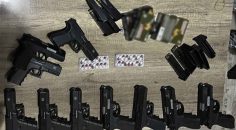 DENİZLİ’DE 2 SİLAH KAÇAKÇISI TUTUKLANDI