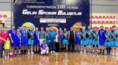 VOLEYBOL ERKEKLERDE DERECEYE GİRENLERE ÖDÜLLERİ VERİLDİ