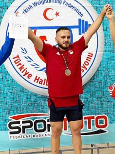 HALTER’DE BRONZ MADALYA