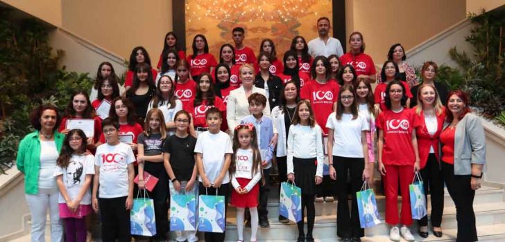 RESİM YARIŞMASINDA DERECEYE GİREN ÖĞRENCİLER ÖDÜLLENDİRİLDİ