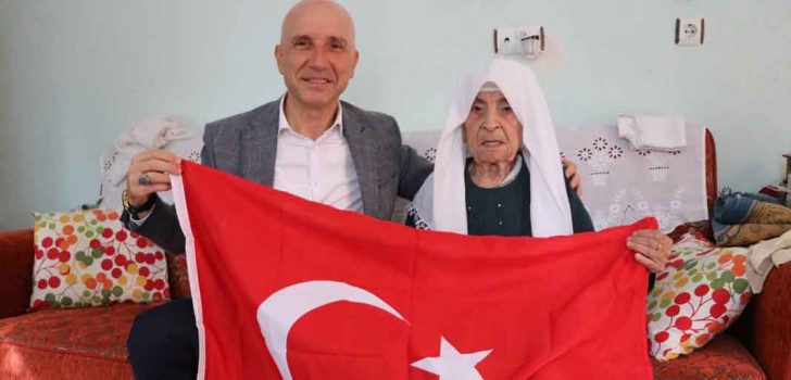 SARAYKÖY’DE ULU ÇINARA ZİYARET