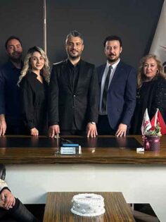 ÇAĞDAŞ ATILIM’DAN MUHTEŞEM ÖĞRETMENLER GÜNÜ KUTLAMASI