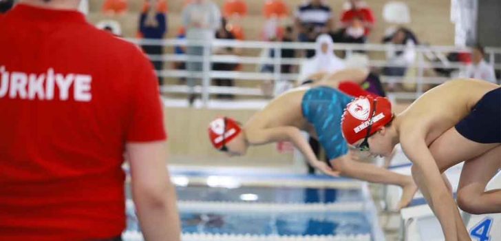 DENİZLİ TARİHİNDE İLK YÜZME TÜRKİYE ŞAMPİYONASI OLACAK