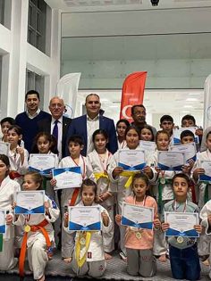 PAMUKKALE BELEDİYESİ KURSİYERLERİ KUŞAK ATLADI