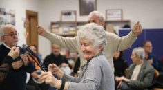 AKTİF YAŞ ALMA MERKEZİ’NDEKİ BÜYÜKLER KEYİFLİ VAKİT GEÇİRDİ