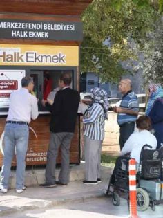 MERKEZEFENDİ HALK SÜT VE HALK EKMEK İLE BULUŞTU