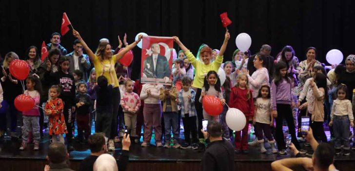 MERKEZEFENDİ BELEDİYESİ’NİN KARNE ŞENLİĞİ SONA ERDİ