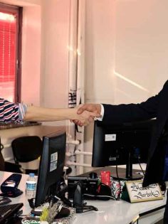 ÇAVUŞOĞLU 25 BİN TL MAAŞ SÖZÜ VERDİ