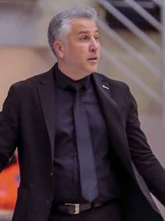 MERKEZEFENDİ BASKET MUTLULUKTAN UÇUYOR