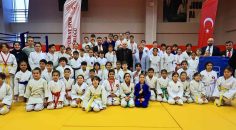 JUDO’DA KÜÇÜKLER MADALYALARINI ALDI