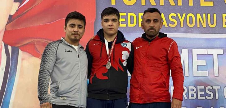 MERKEZEFENDİLİ GENÇ SPORCU MİLLİ TAKIM’DA