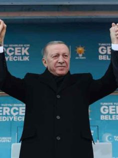 “DENİZLİ HAK ETTİĞİNİ ALMAYA DEVAM EDECEK”