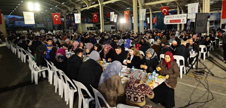 İFTAR BEREKETİ KARŞIYAKA’YA TAŞINDI