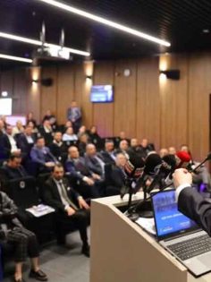 ONLAR KONUŞTU SANAYİCİLER ALKIŞLADI