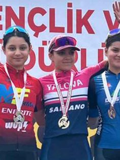 BUSE YARIŞLARDA İKİNCİ OLDU