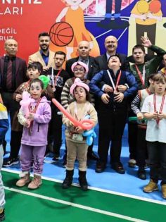 ÖZEL ÇOCUKLAR SPORTİF AKTİVİTELERLE DOYASIYA EĞLENDİ