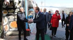 ‘KÖYLÜ ÇAMURU SEVER’ DEDİLER 365 KÖYÜ ÇAMURDAN KURTARDI!