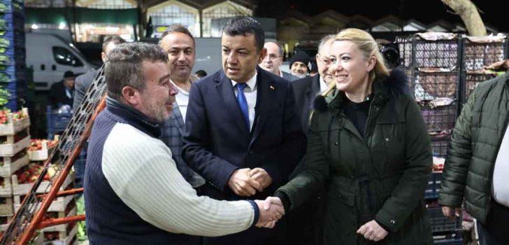 BAŞKAN ŞENİZ DOĞAN’DAN HAL ESNAFINA ZİYARET