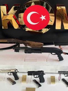 SİLAH TİCARETİ YAPAN 3 KİŞİ YAKALANDI