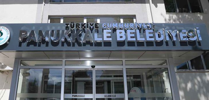 PAMUKKALE BELEDİYESİNE TÜRKİYE CUMHURİYETİ İBARESİ EKLENDİ