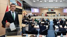 BÜYÜKŞEHİR MECLİSİNDEN GÜNDEM BORÇ OLDU