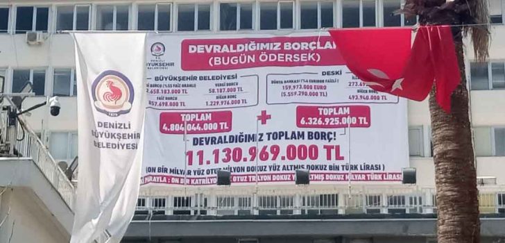 BAŞKAN ÇAVUŞOĞLU, BELEDİYE BORÇLARINI DUVARA ASTI