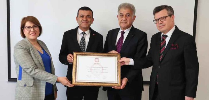 ÇAVUŞOĞLU MAZBATAYI ALDI, EŞİTLİK SÖZÜ VERDİ