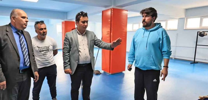 ESKRİM SALONU HİZMETE GİRDİ