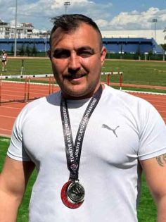 HAKAN DAĞ ALTIN MADALYA KAZANDI