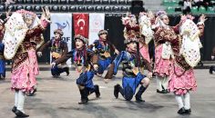 HALK OYUNLARI ŞÖLENİ BAŞLIYOR