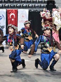 HALK OYUNLARI ŞÖLENİ BAŞLIYOR