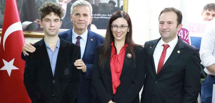 ACIPAYAM BELEDİYESİNDE DEVİR TESLİM TÖRENİ YAPILDI