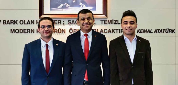 BAŞKAN ÇAVUŞOĞLU, DENİZLİ’NİN EN GENÇ MECLİS ÜYELERİNİ AĞIRLADI