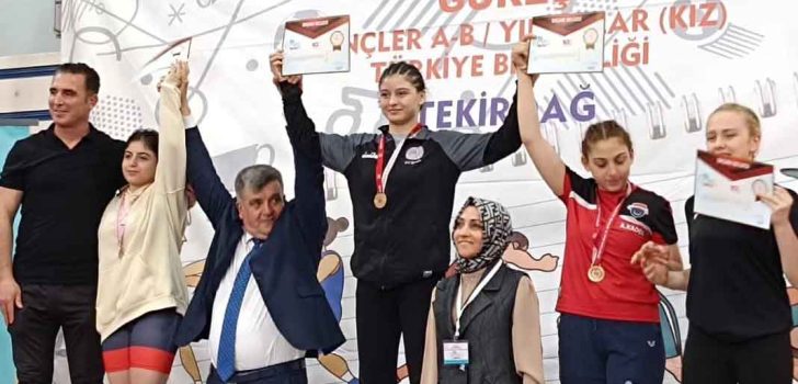 CEMRE, TÜRKİYE ŞAMPİYONU OLDU