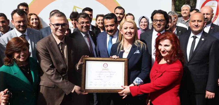 ŞENİZ DOĞAN MAZBATAYI ALDI, MESAJ VERDİ