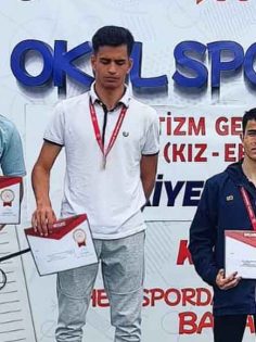 DENİZLİLİ ATLET TÜRKİYE ŞAMPİYONU