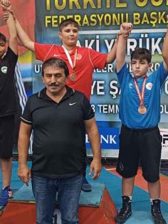 GÜREŞÇİLER ORDU’DAN MARALYALARLA DÖNDÜ