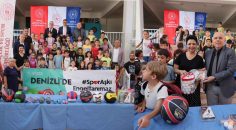 DENİZLİ’DE 6 OKULA SPOR MALZEMELERİ DAĞITILDI