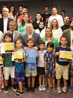 PAÜ ÇOCUK ÜNİVERSİTESİ’NDE MEZUNİYET HEYECANI