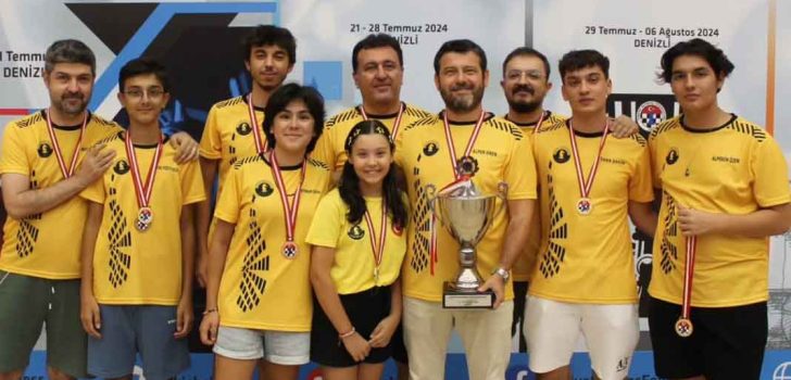 DENİZLİ’NİN ÇOCUKLARI TÜRKİYE KULÜPLER ŞAMPİYONU OLDU