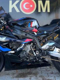 GÜMRÜK KAÇAĞI YARIŞ MOTORU SATARKEN YAKALANDI