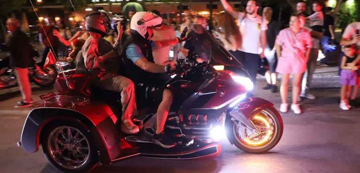 MOTOSİKLET TUTKUNLARI DENİZLİ’DE BULUŞTU