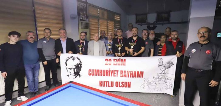 BİLARDO’DA DERECEYE GİRENLERE MADALYALARI VERİLDİ