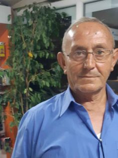 AĞAÇTAN DÜŞEN ADAM HAYATINI KAYBETTİ