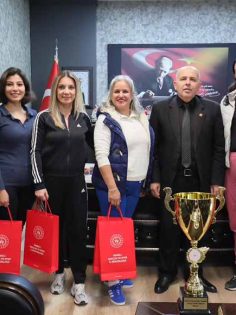 KAMUNUN SULTANLARI KUPAYI GETİRDİ