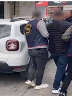 ÜSTEĞMEN YALANIYLA YAŞLI KÖYLÜYÜ DOLANDIRDI