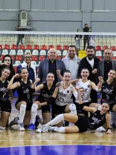 UĞUR ZİRVEYE ORTAK: 3-0